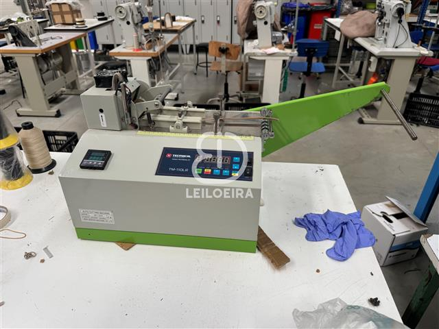 Máquina de cortar - Lote 17