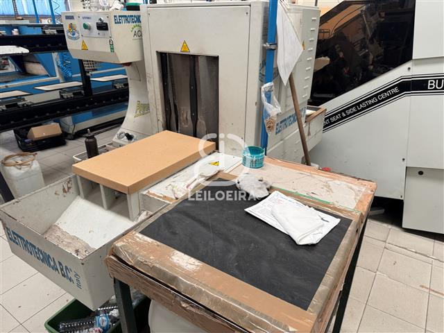 Fotografia de equipamento: Forno - Lote 19