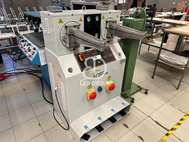 Fotografia de equipamento: Máquina de enformar - Lote 50