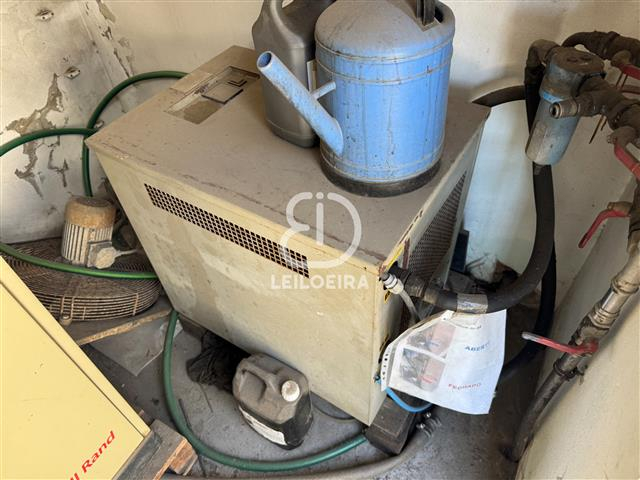 Fotografia de equipamento: Compressor - Lote 72