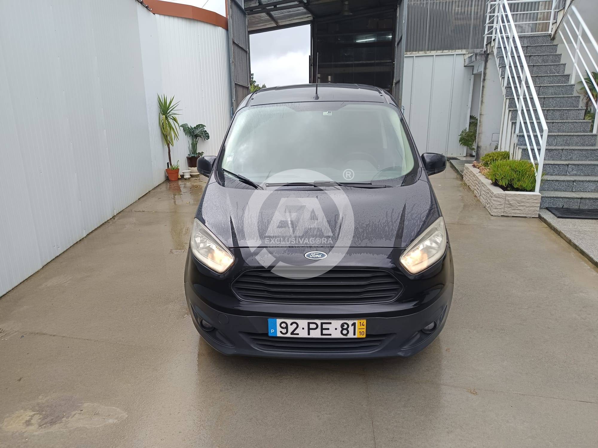 FORD TRANSIT COURIER - 2014