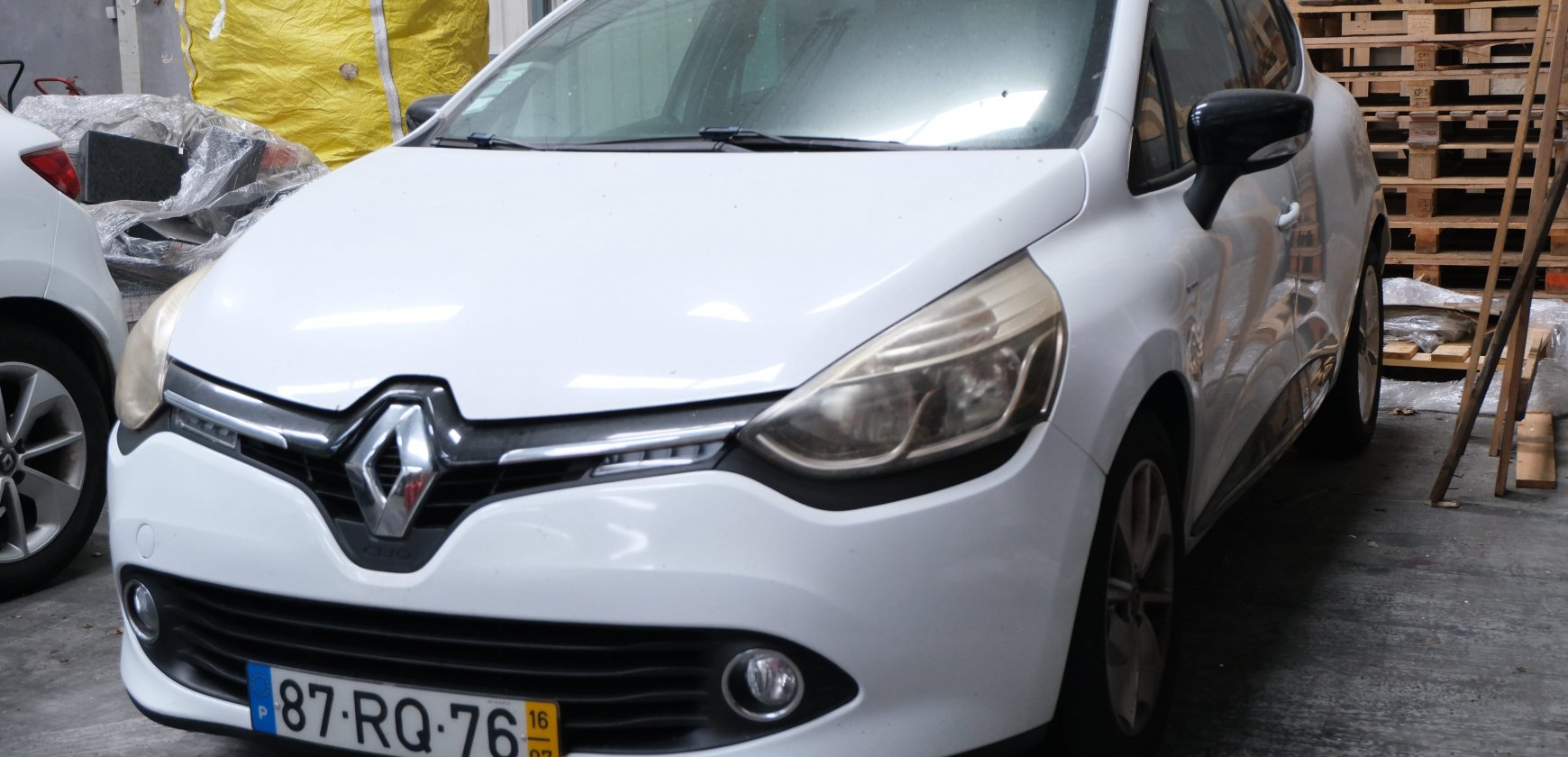 Fotografia de veiculos: RENAULT CLIO
