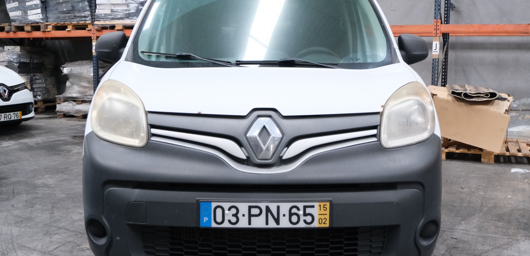 Fotografia de veiculos: RENAULT KANGOO DE 2015