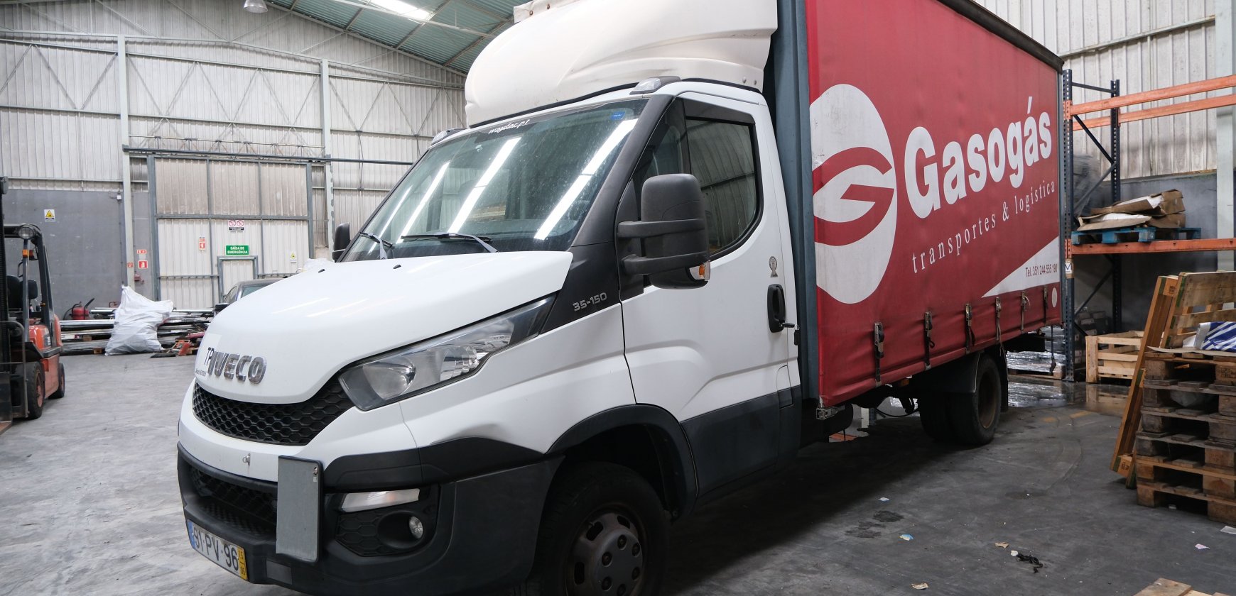 Fotografia de veiculos: IVECO DE 2015