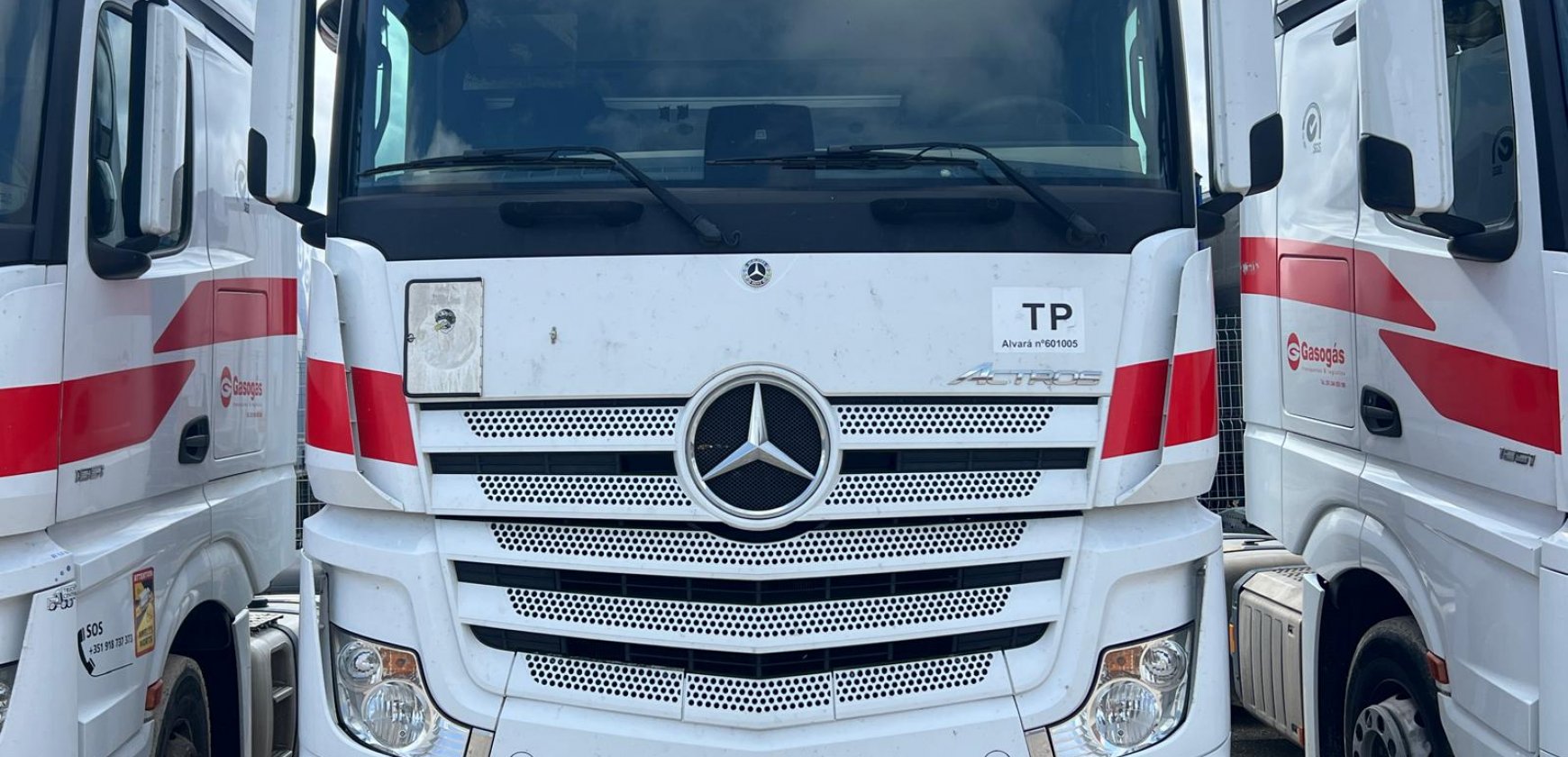 TRATOR DE MERCADORIAS MERCEDES-BENZ ACTROS 1851 LS DE 2022