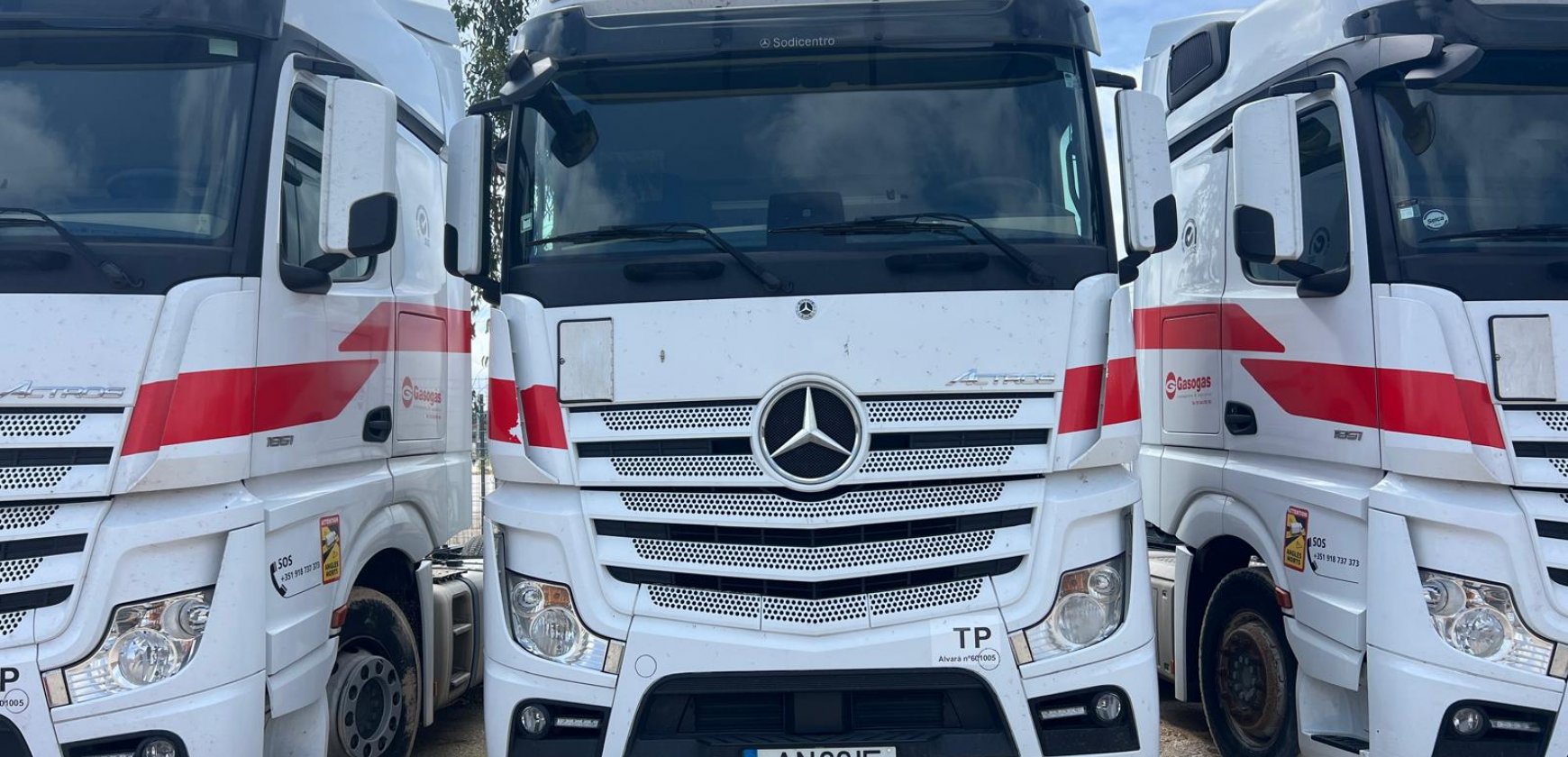 TRATOR DE MERCADORIAS MERCEDES-BENZ ACTROS 1851 LS DE 2022