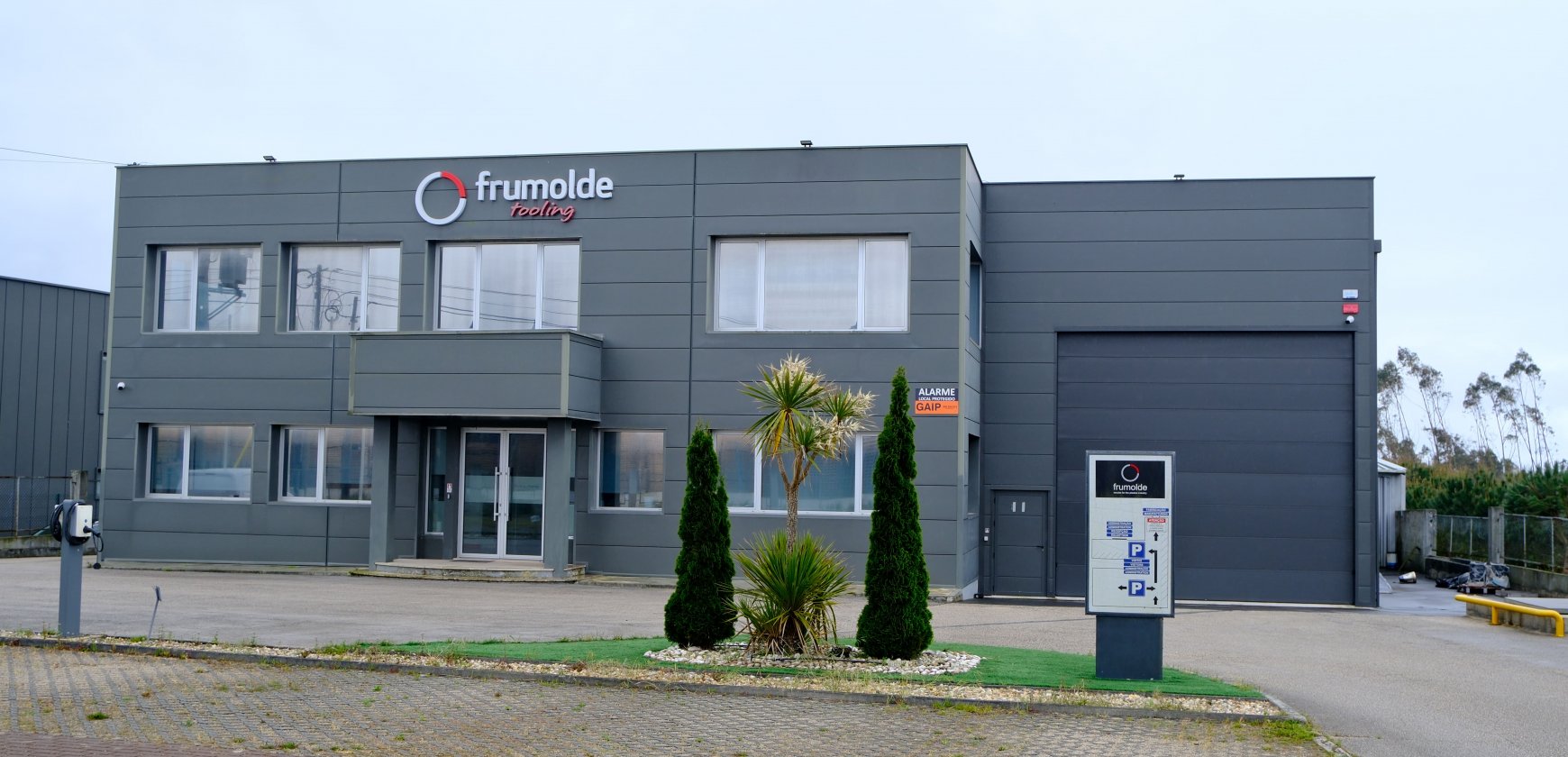 PAVILHÃO INDUSTRIAL | PT | PONTES ROLANTES | MONORAIL | SALA BASTIDOR