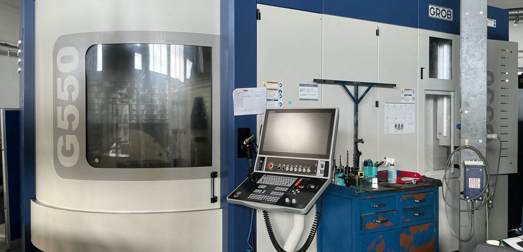 FRESADORA (CNC) DE 5 EIXOS GROB G550 AB GENERATION 2