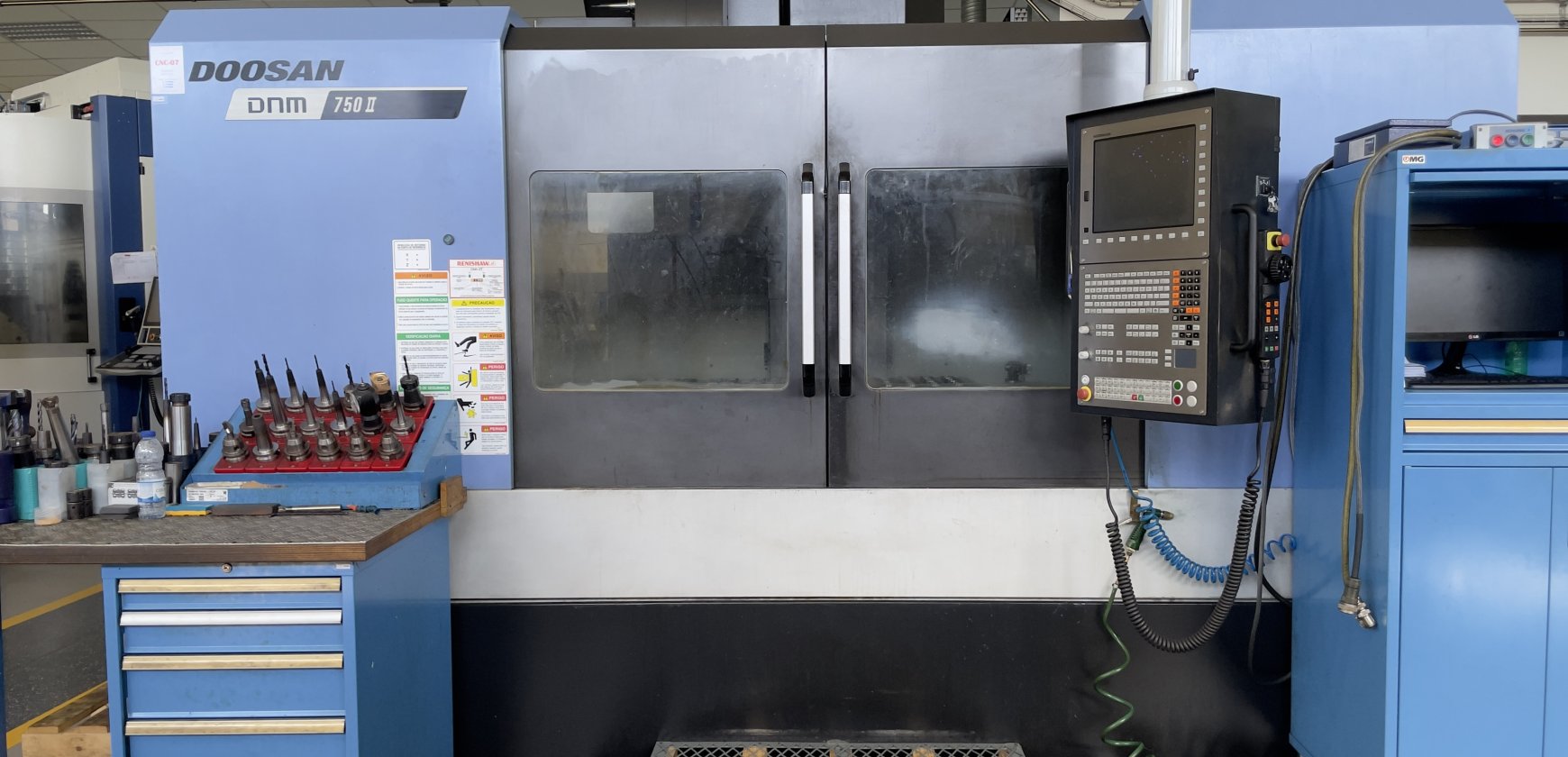FRESADORA (CNC) DE 3 EIXOS DOOSAN DNM 750 I I