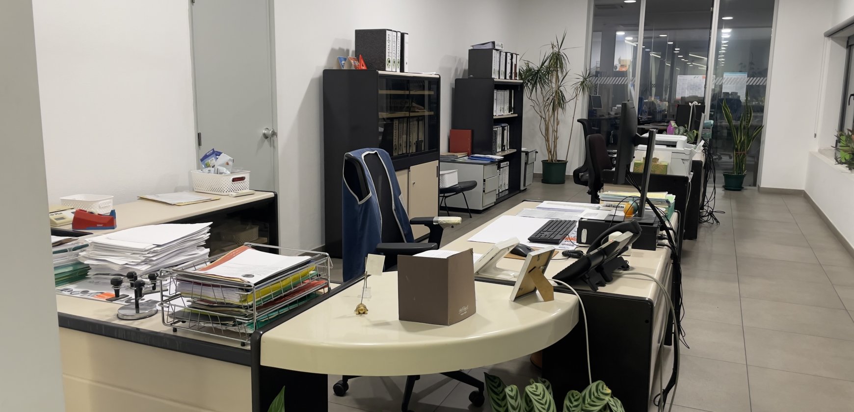 MOBILIÁRIO DE ESCRITÓRIO E EQUIPAMENTO INFORMÁTICO GAB. 3