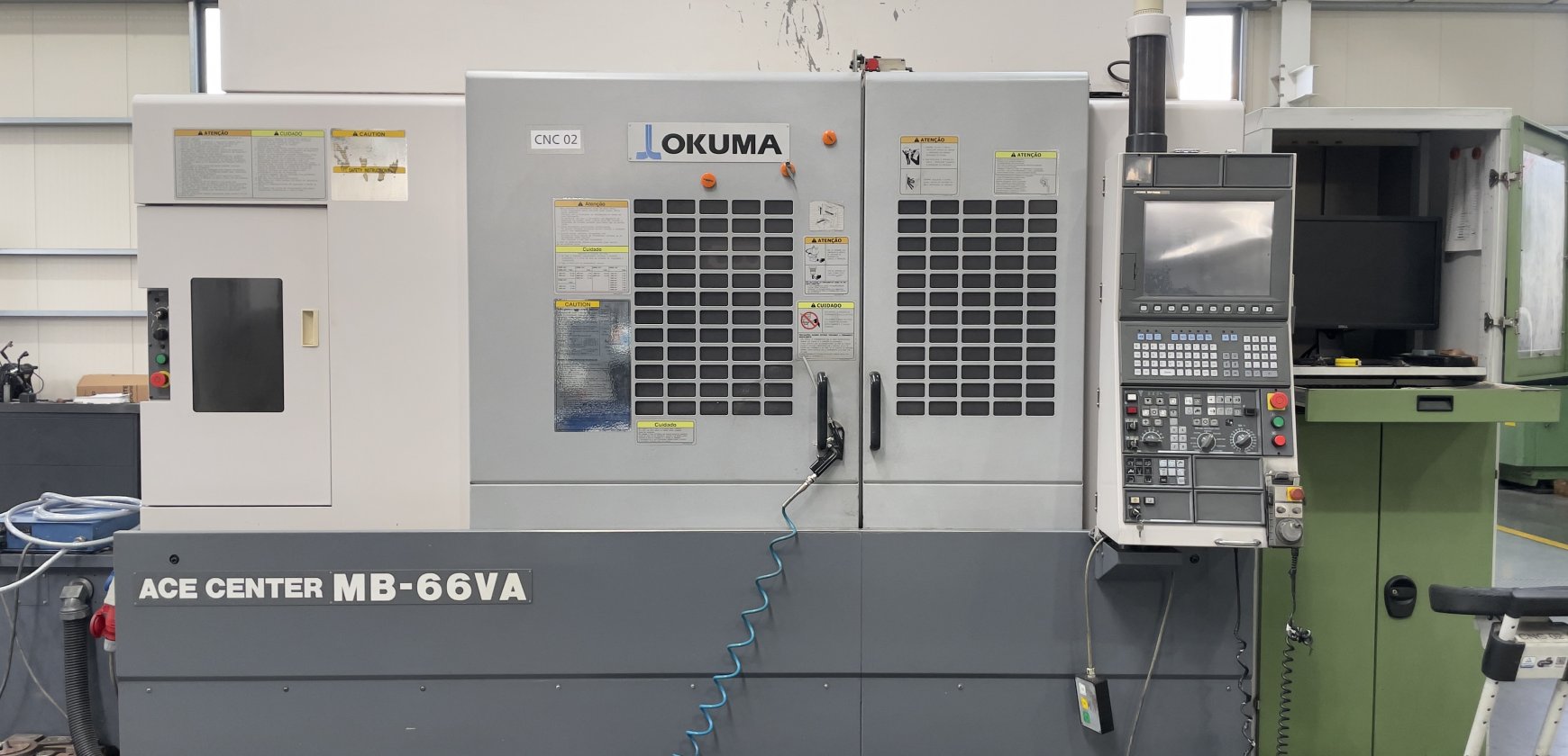 FRESADORA CNC DE 3 EIXOS OKUMA ACE CENTER MB-66VA