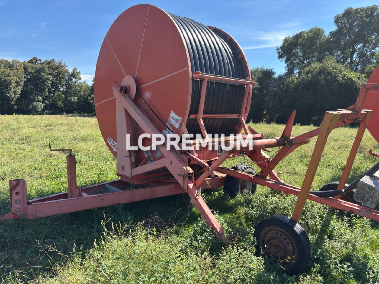 Fotografia de máquina: Equipamento Agrícola (Lote 9)