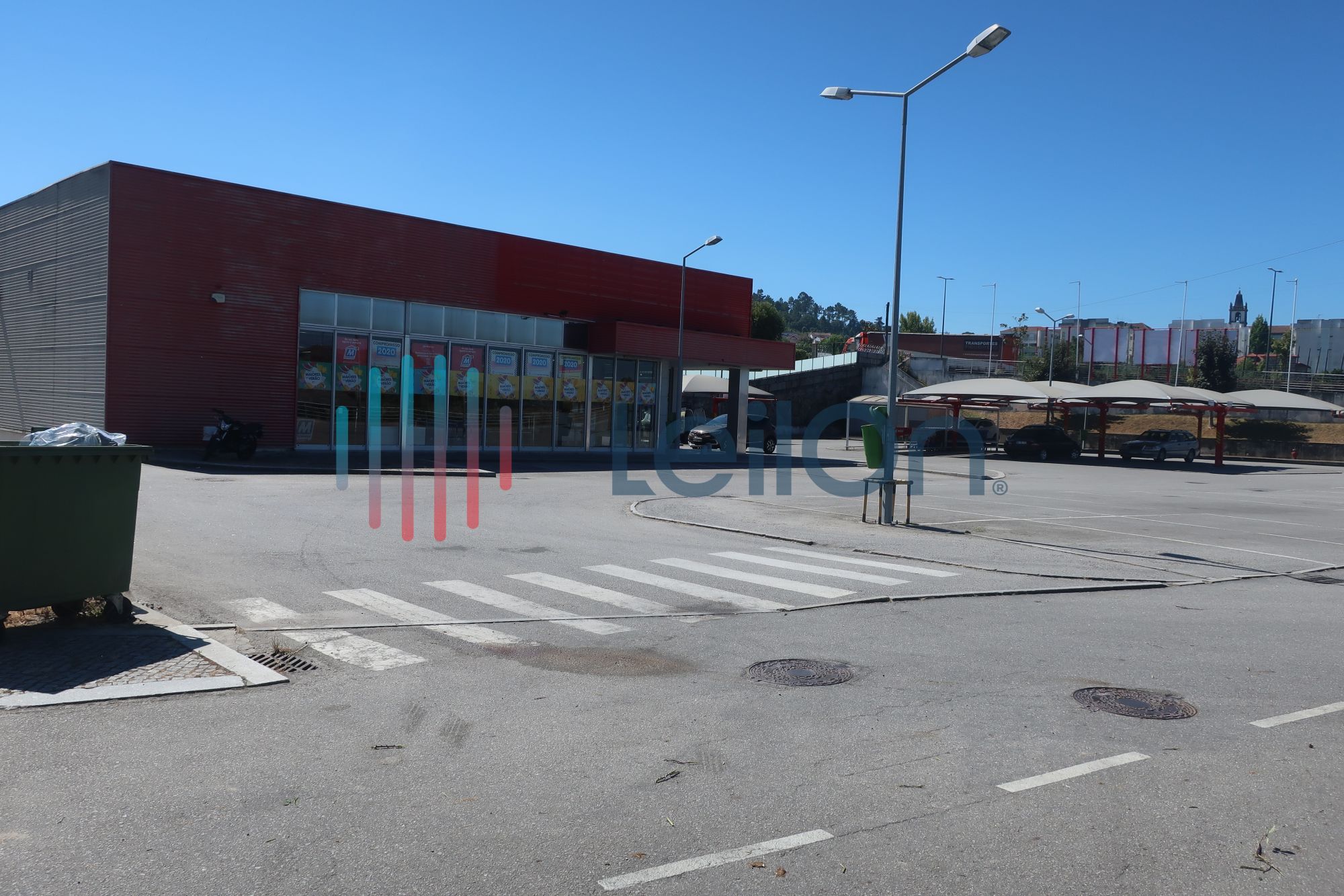 LOTE DE BENS IMÓVEIS SITO EM BAFAREIRA, CASTELO DE PAIVA