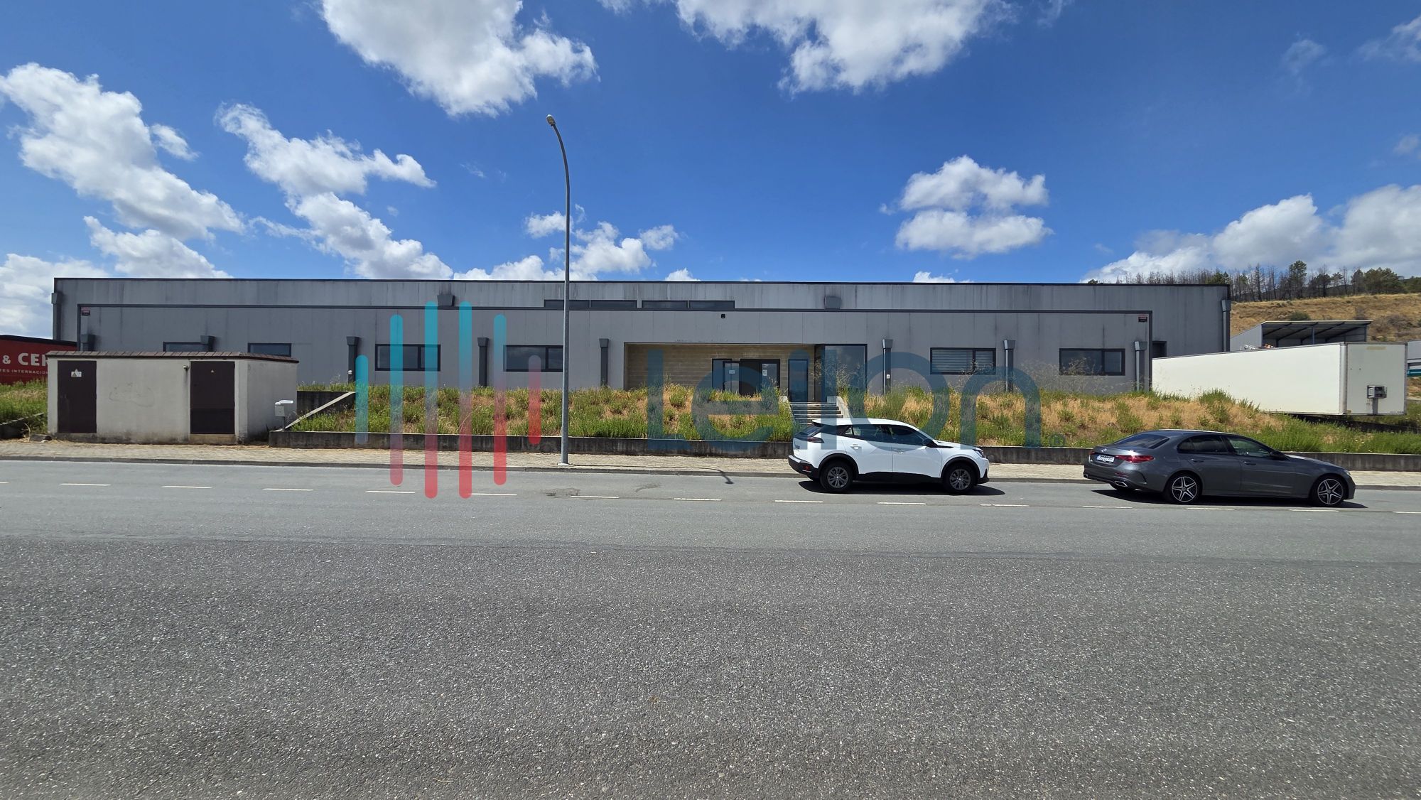 Fotografia de imóvel: ARMAZÉM DESTINADO A INDÚSTRIA com 15.610 M2 sito em MÓS, BRAGANÇA