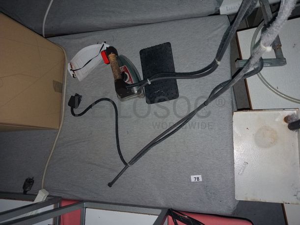 Fotografia de equipamento: Mesa de Brunir