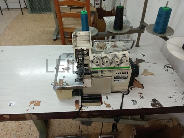 Fotografia de equipamento: Máquina de Corte e Cose 