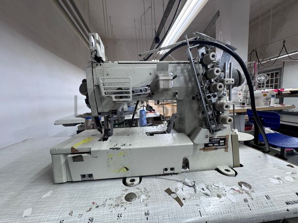 Fotografia de equipamento: Máquina de Recobrimento 
