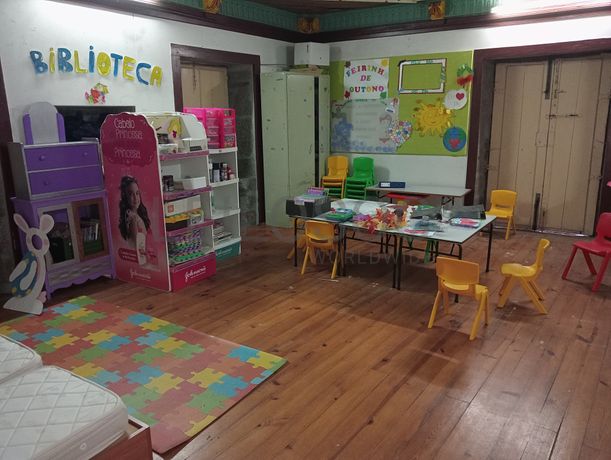 Fotografia de mobiliário: Mobiliário de Creche · Equipamentos