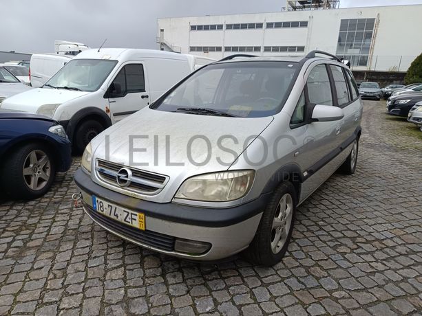 Fotografia de veículo: Opel Zafira · Ano 2004