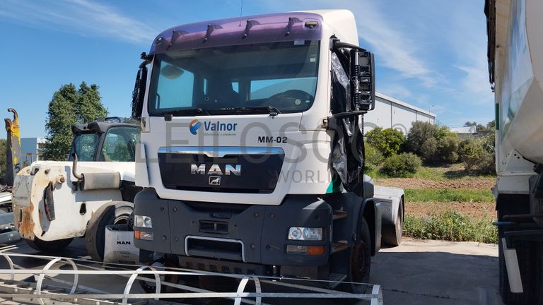 Fotografia de : MAN 18.440 4X2 BLS