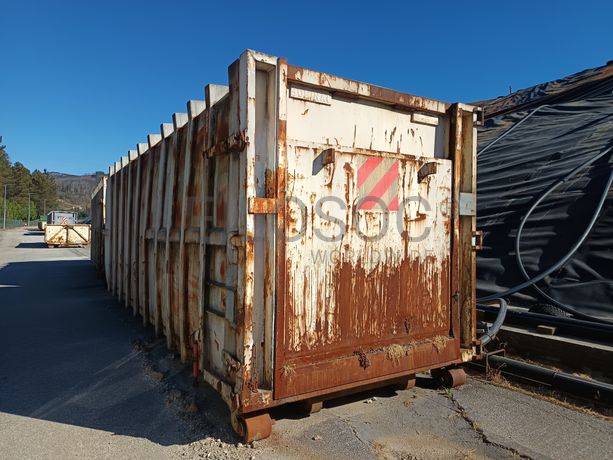 Fotografia de equipamento: Caixa Compactadora 