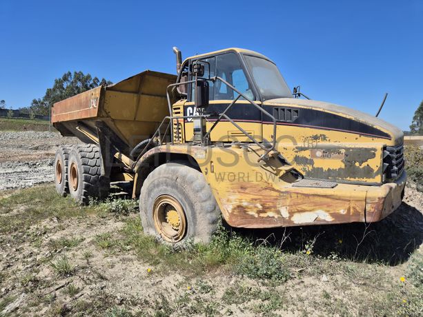 Fotografia de equipamento: Dumper CAT 740 0AXM01248