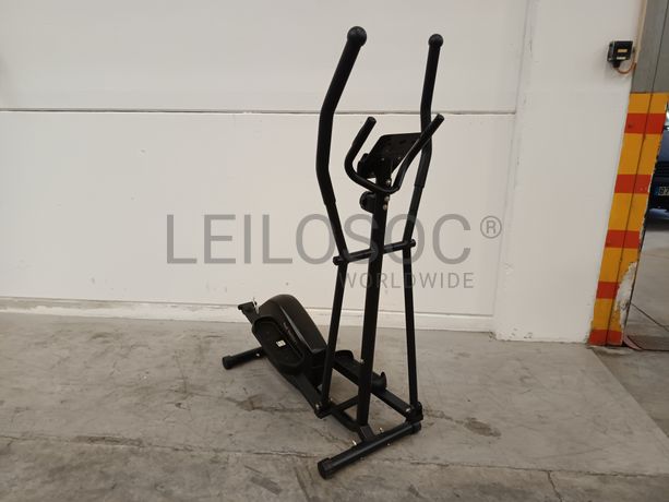 Fotografia de equipamento: Eliptica Fytter CR003RNG 