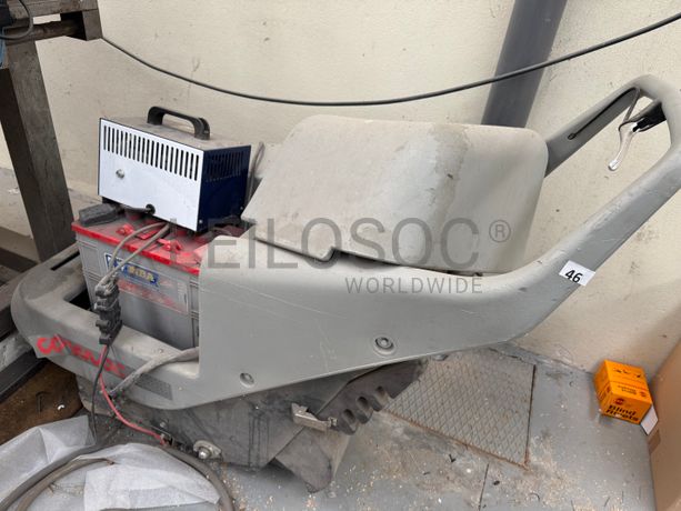Fotografia de equipamento: Máquina de Limpeza 