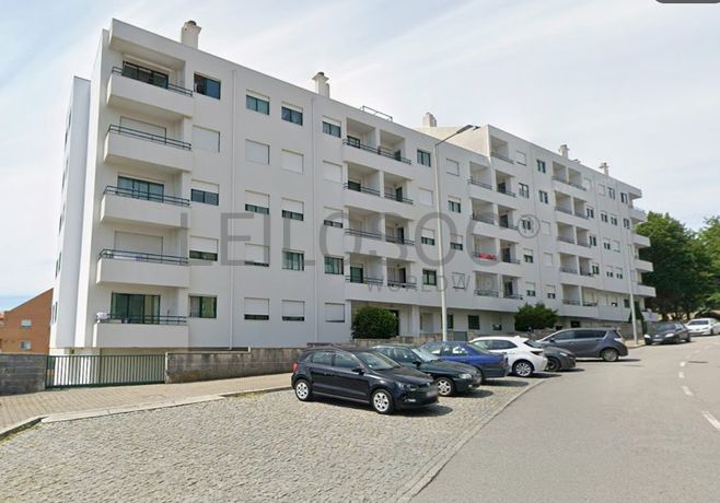 Fotografia de imóvel: Garagem Box · Mafamude, Vila Nova de Gaia