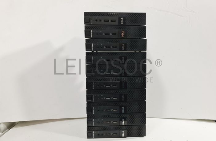 Fotografia de equipamento: Conjunto de Computadores Dell 