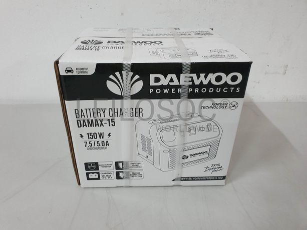Fotografia de mobiliário: Carregador de baterias Daewoo 