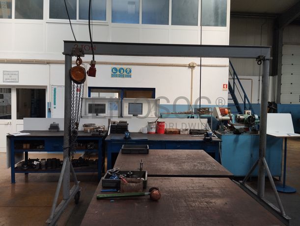 Fotografia de equipamento: Estrutura com Guincho · Equipamentos Industriais