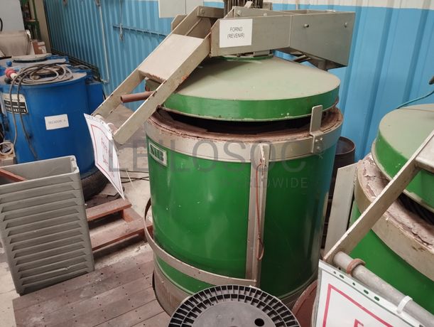 Fotografia de equipamento: Forno de Revenir