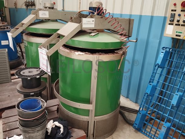 Fotografia de equipamento: Forno de desidrogenação
