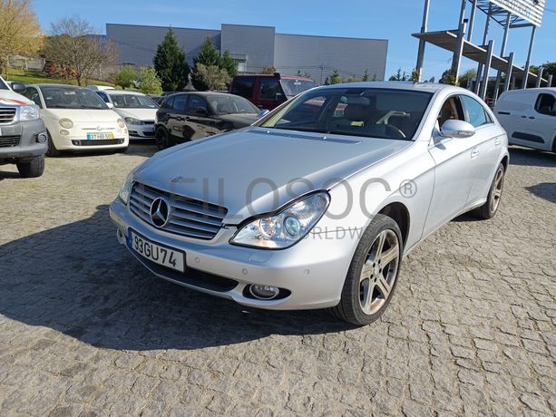 Mercedes-Benz CLS 320 · Ano 2008