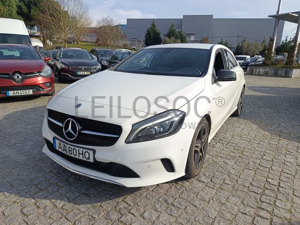 Fotografia de veículo: Mercedes-Benz A180 · Ano 2017