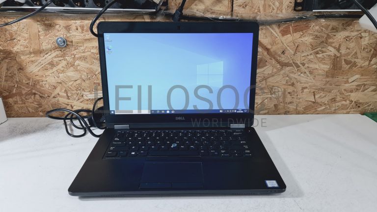 Fotografia de equipamento: Computador portátil Dell E5470