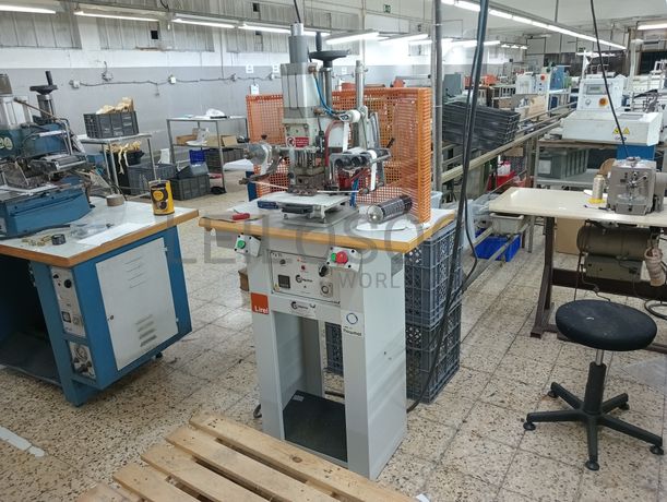 Máquinas de timbrar · Máquina de strobel · Máquina de pôr fita