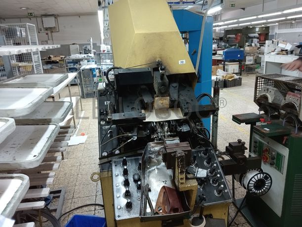 Máquina de centrar bicos · Reativador 