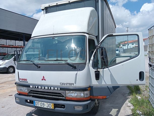 Fotografia de veículo: Mitsubishi Canter · Ano 1998