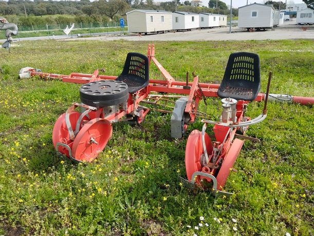 Plantador de hortícolas de 2 linhas