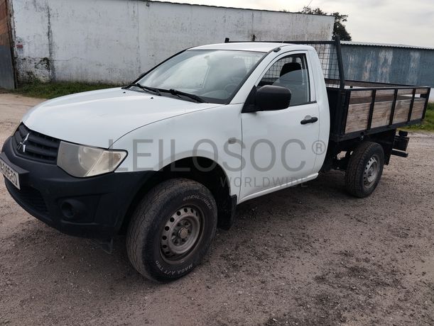Fotografia de veículo: Mitsubishi L200 2.5 DI-D 4WD