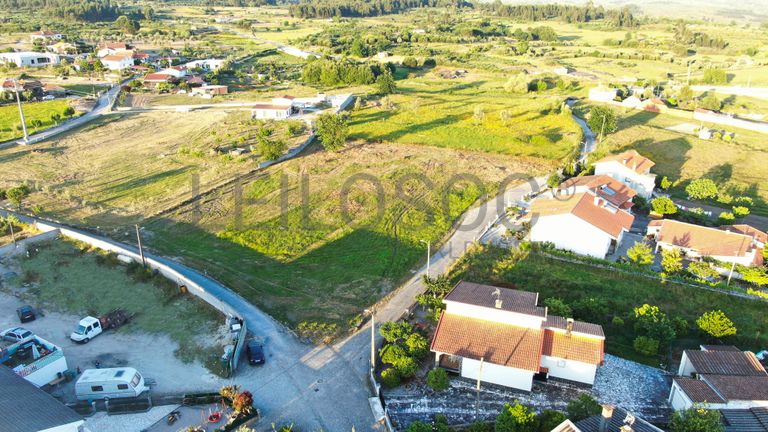 Terreno para Construção  · Oliveira do Hospital, Coimbra