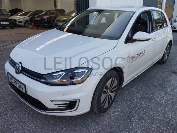 Fotografia de veículo: Volkswagen Golf · Ano 2020