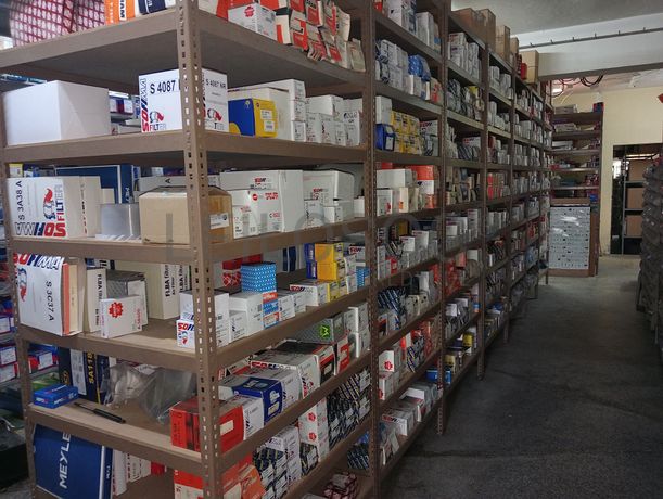 Equipamentos para a Indústria Automóvel · Escritório