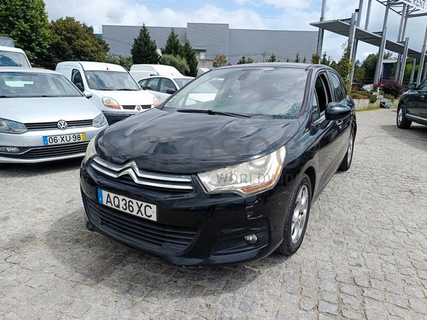 Fotografia de veículo: Citroën C4 · Ano 2011