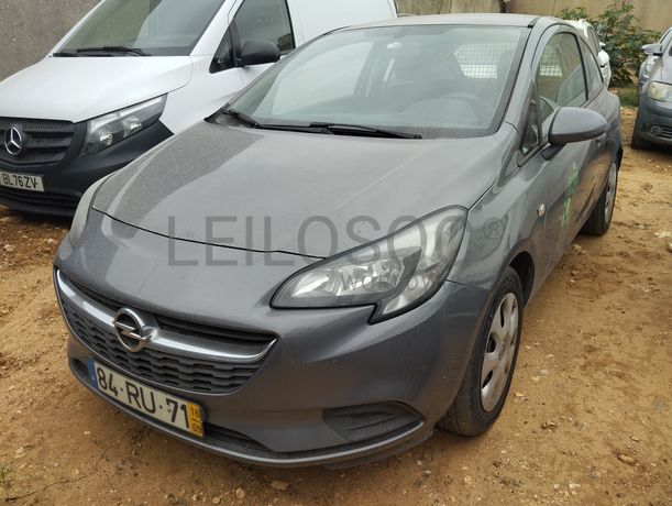 Opel Corsa 1.3 CDTI · Ano 2016