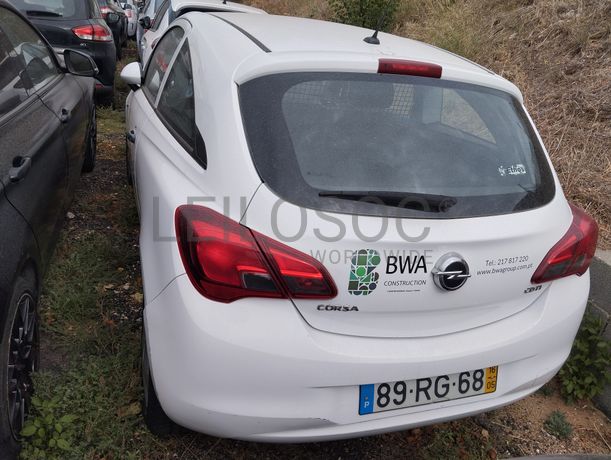 Opel Corsa 1.3 CDTI · Ano 2016