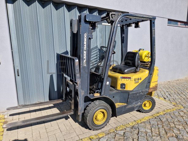 Empilhador Doosan