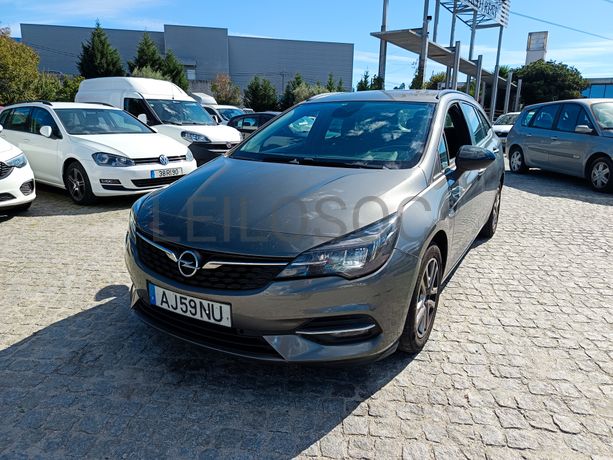 Opel Astra · Ano 2021